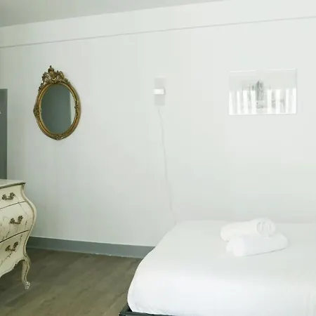 Apartment Near Arc De Triomphe-champs Elysees
